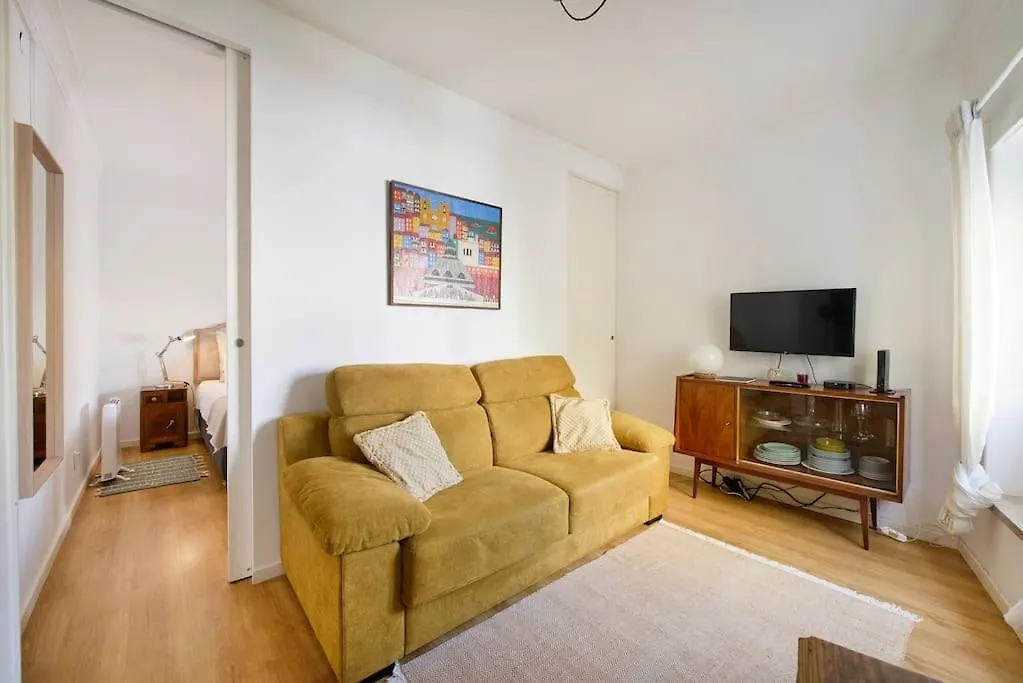 Maria Do Bairro Apartment With Balcony And Elevator Lisboa