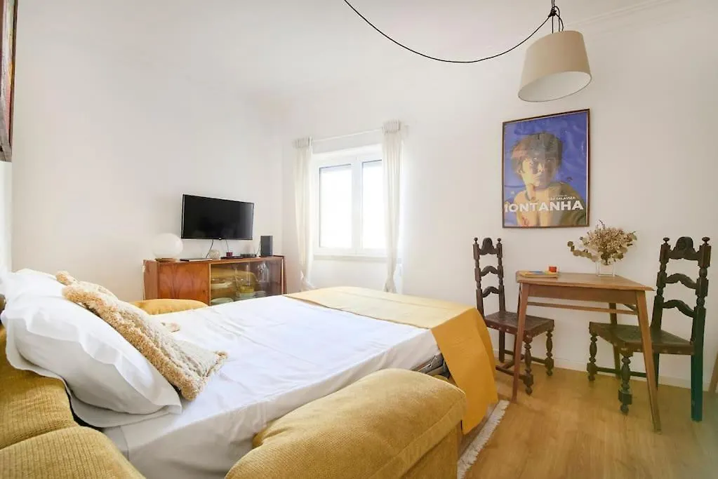 Maria Do Bairro Apartment With Balcony And Elevator Lisboa