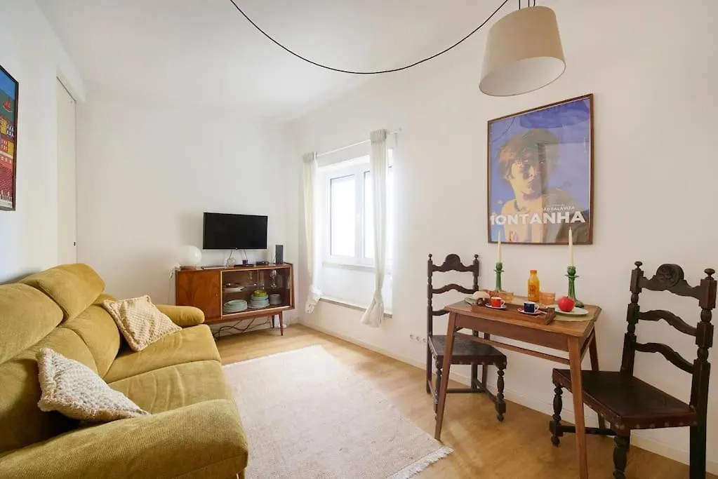 Maria Do Bairro Apartment With Balcony And Elevator Lisboa