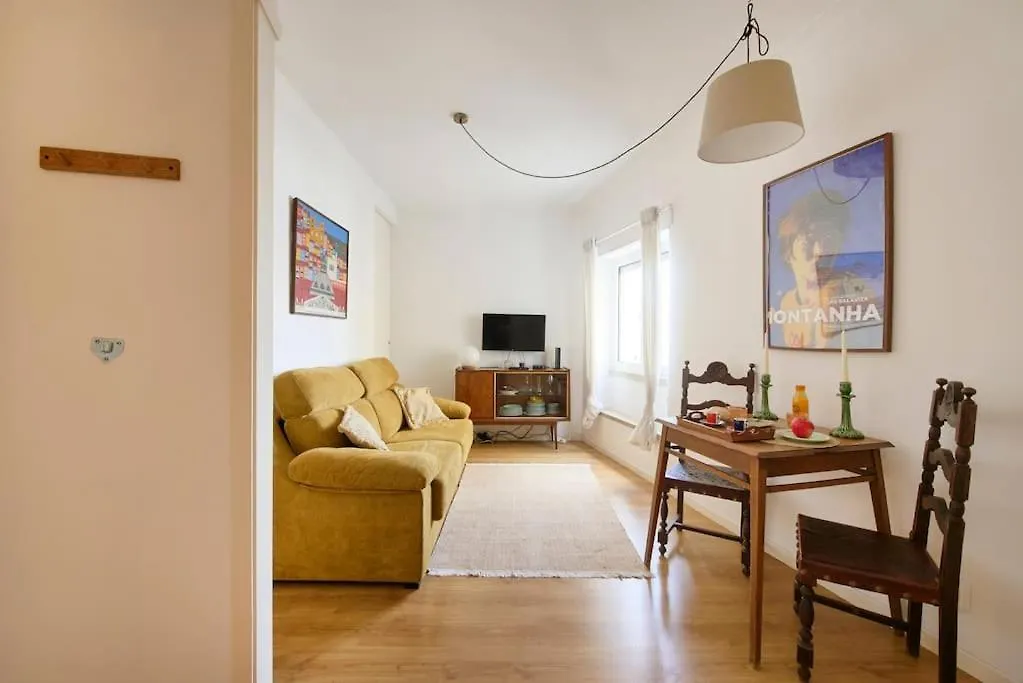 Maria Do Bairro Apartment With Balcony And Elevator Lisboa