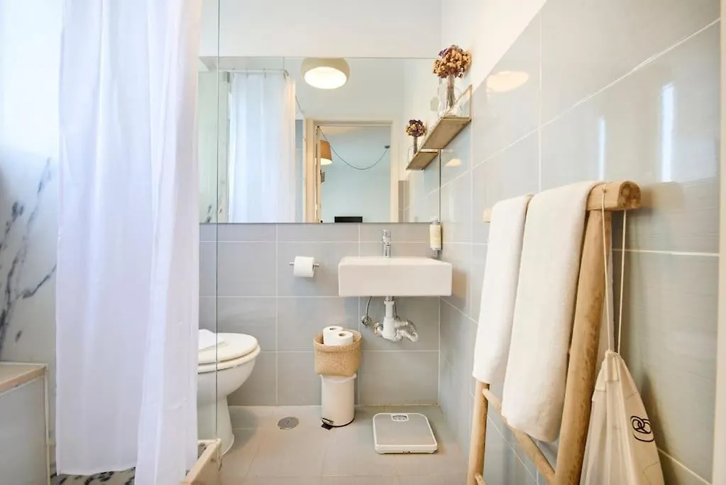 Maria Do Bairro Apartment With Balcony And Elevator Lisboa 0*,